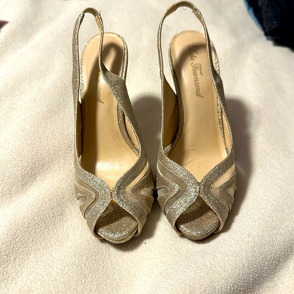 Gold glittery heels